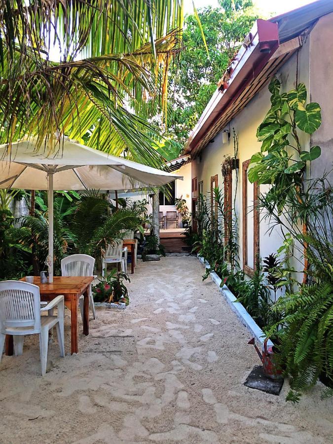 La Luna Boutique Dhangethi Exteriör bild