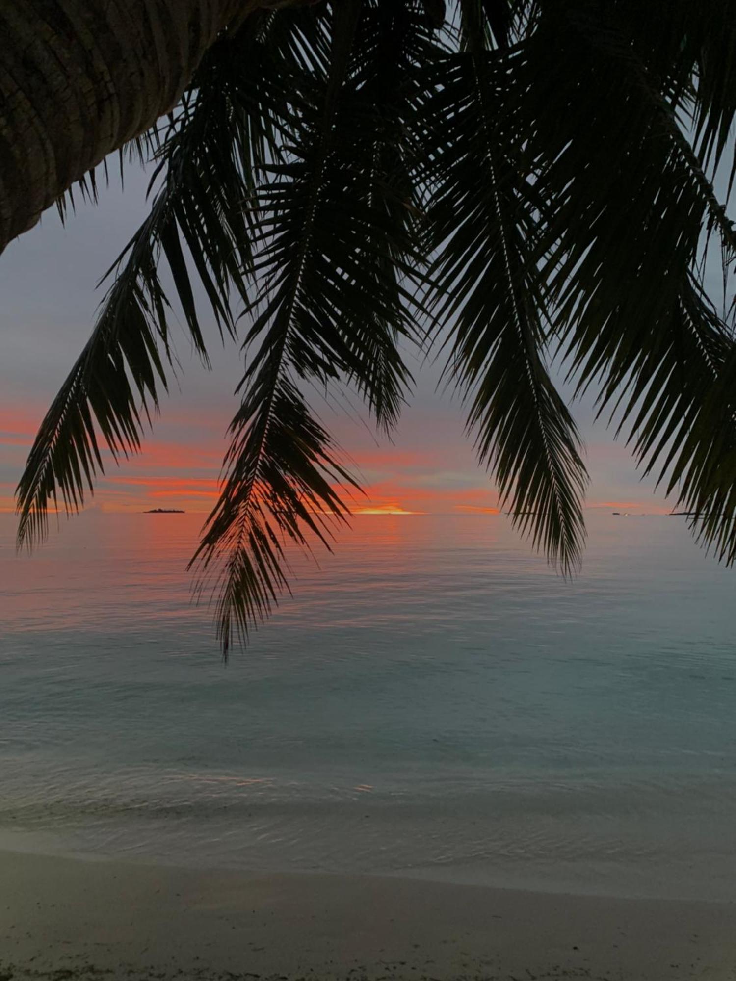 La Luna Boutique Dhangethi Exteriör bild